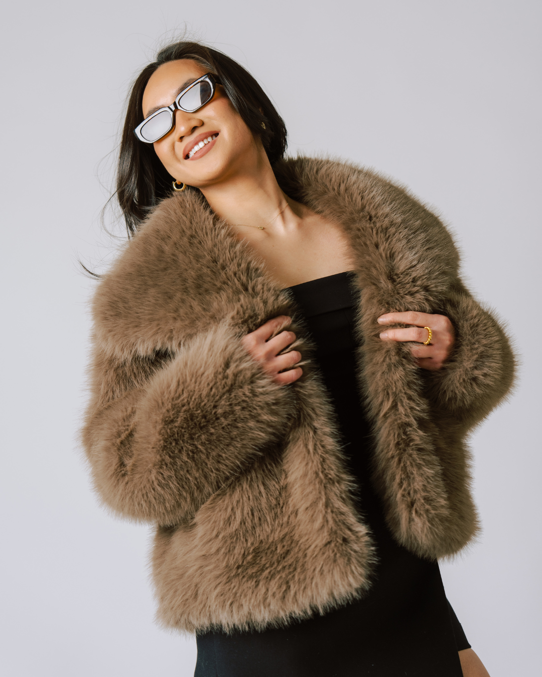 Faux Fur Coat – Cream Featherlight