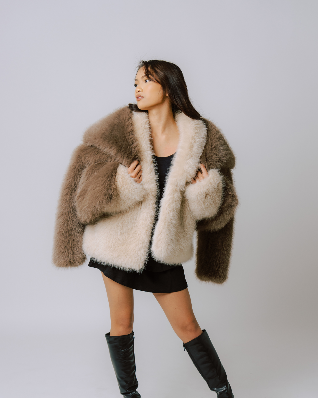 Faux Fur Coat – Cream Featherlight