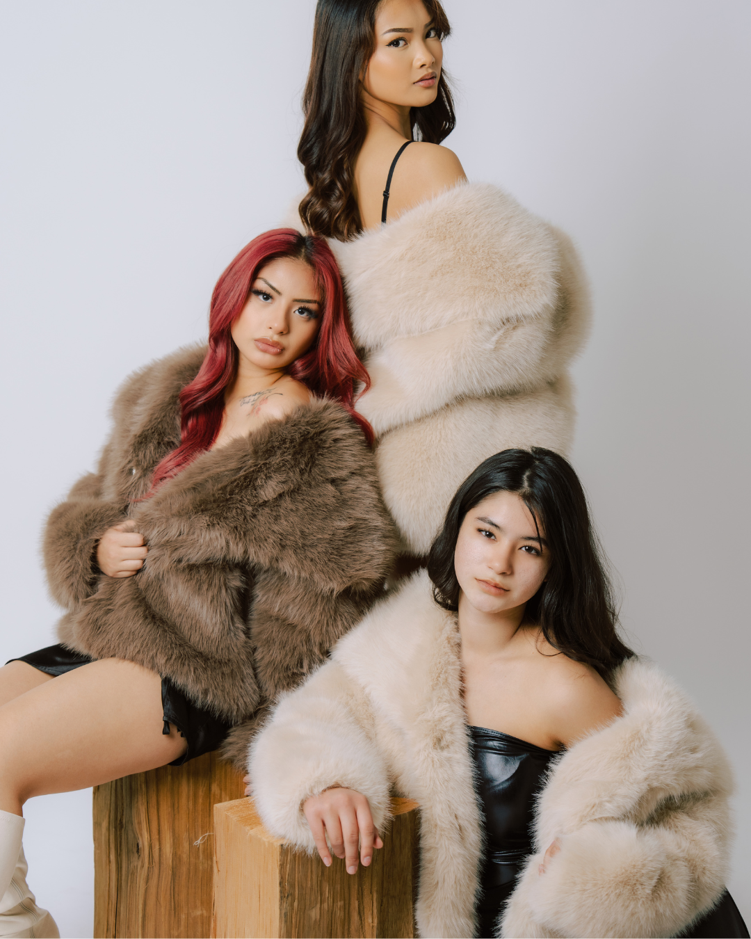Faux Fur Coat – Cream Featherlight