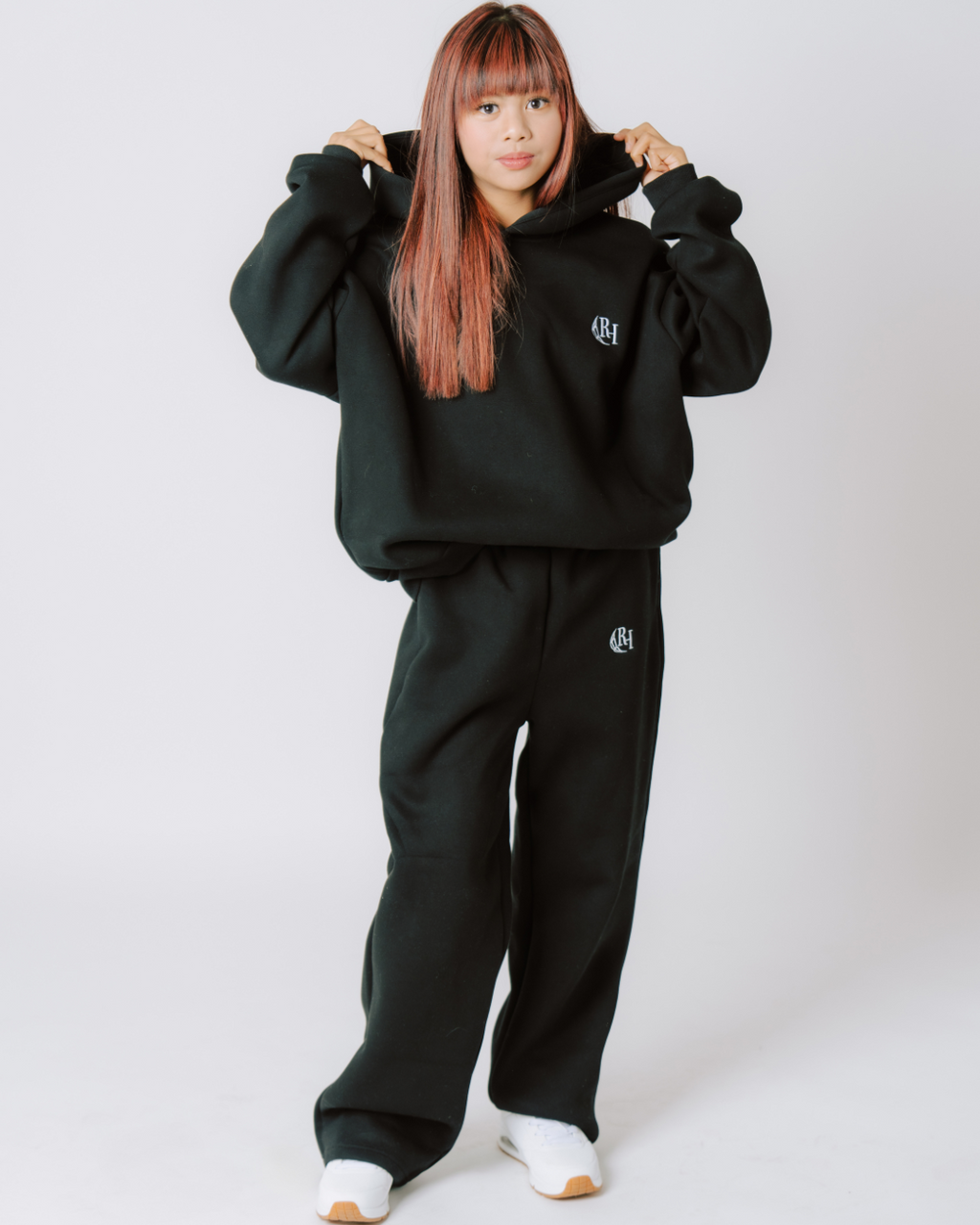 Youth Sweatpants – Black Smoke Cedar