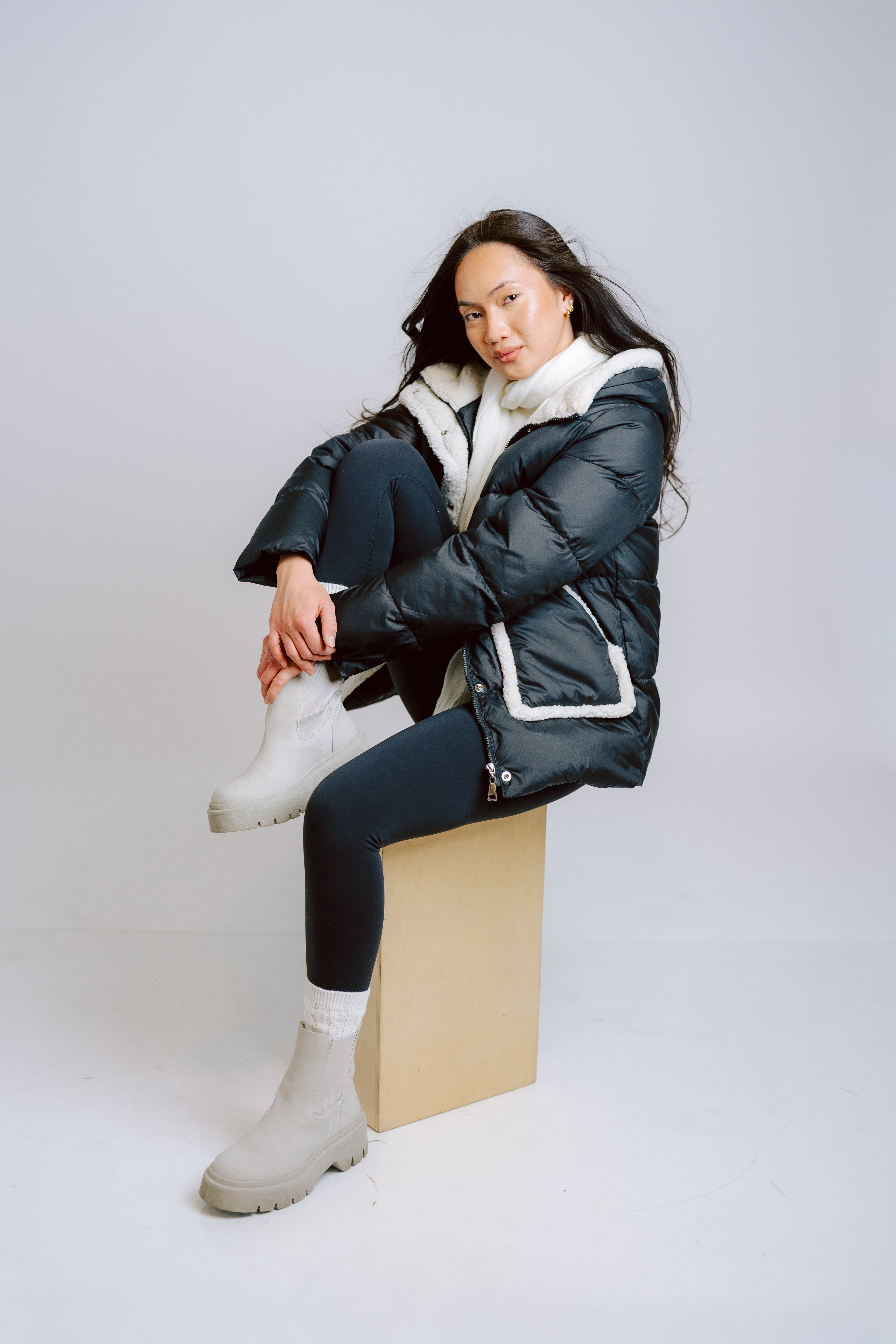 Black Frost Puffer Jacket - Women